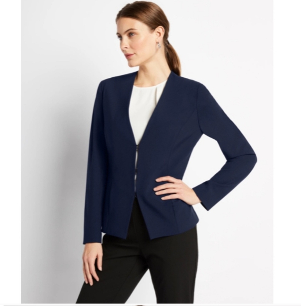 Of / Mercer Womans Navy Blazer Size 02 Wool Blend New With Tags.